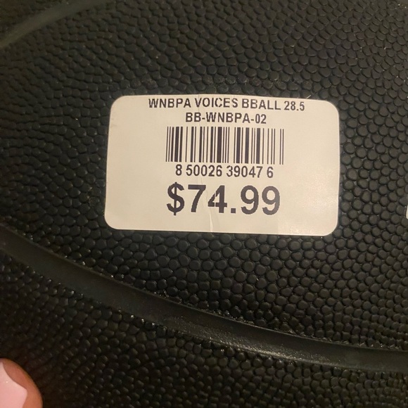Basketball Women’s WNBA Voices Black 28.5 New Basketball RARE - Picture 10 of 10